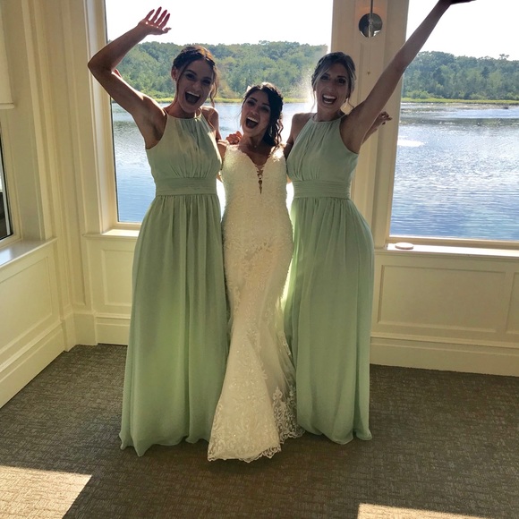 David’s Bridal bridesmaid dress - Picture 5 of 6